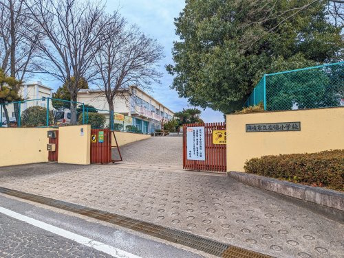 【小学校】岡崎市立広幡小学校まで895ｍ