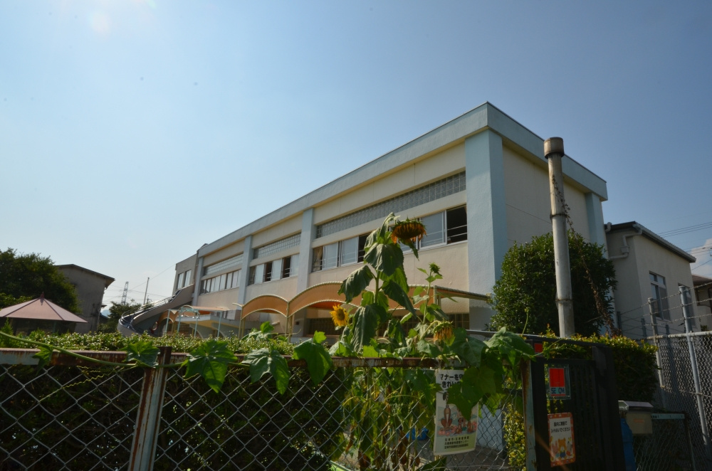 【幼稚園】花屋敷幼稚園まで413ｍ