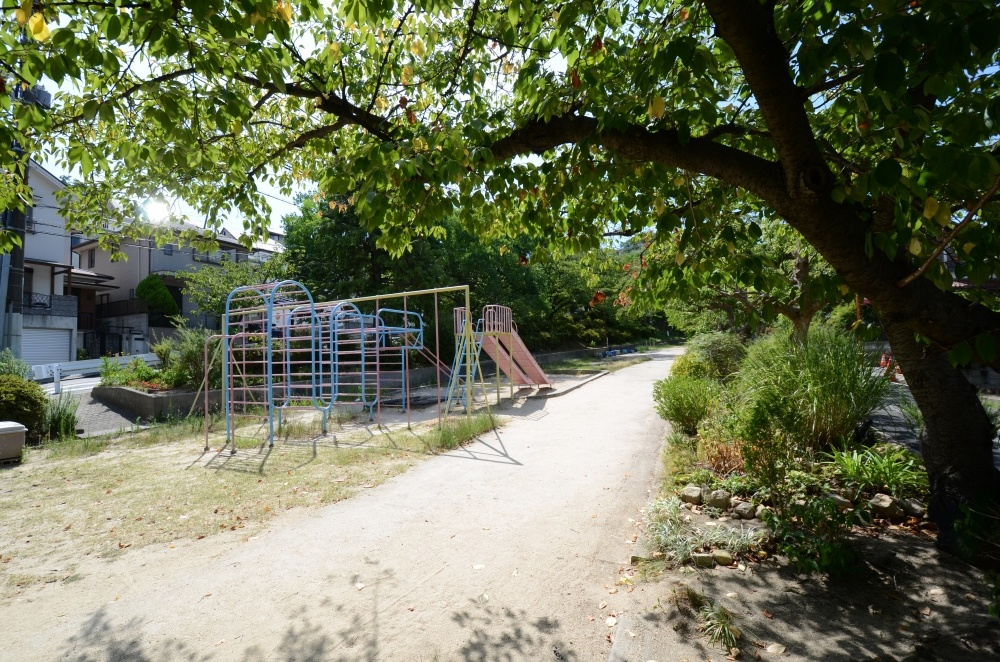 【公園】小林山添公園まで237ｍ