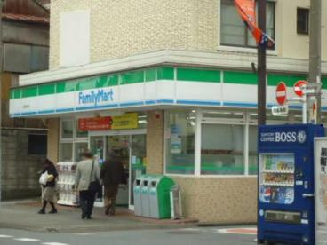 【コンビニエンスストア】ファミリーマート　大宮中央店まで149ｍ