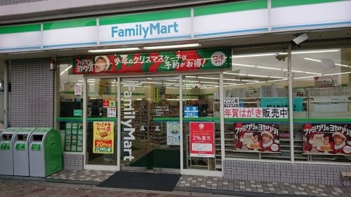 【コンビニエンスストア】ファミリーマート　西宮原二丁目店まで149ｍ