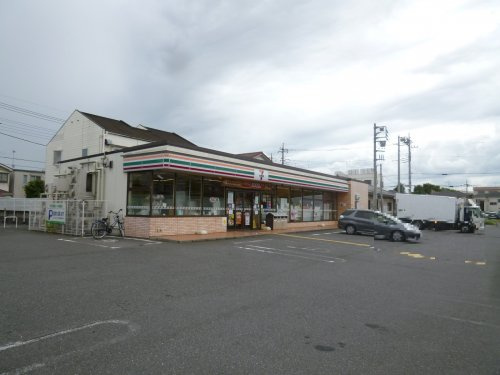 【コンビニエンスストア】セブンイレブン　草加瀬崎町店まで650ｍ