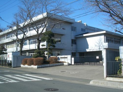 【中学校】上尾市立　大谷中学校まで956ｍ