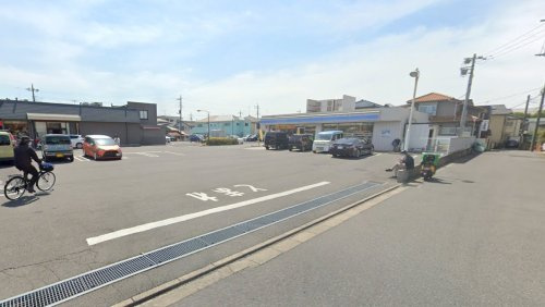 【コンビニエンスストア】ローソン　松戸五香店まで216ｍ