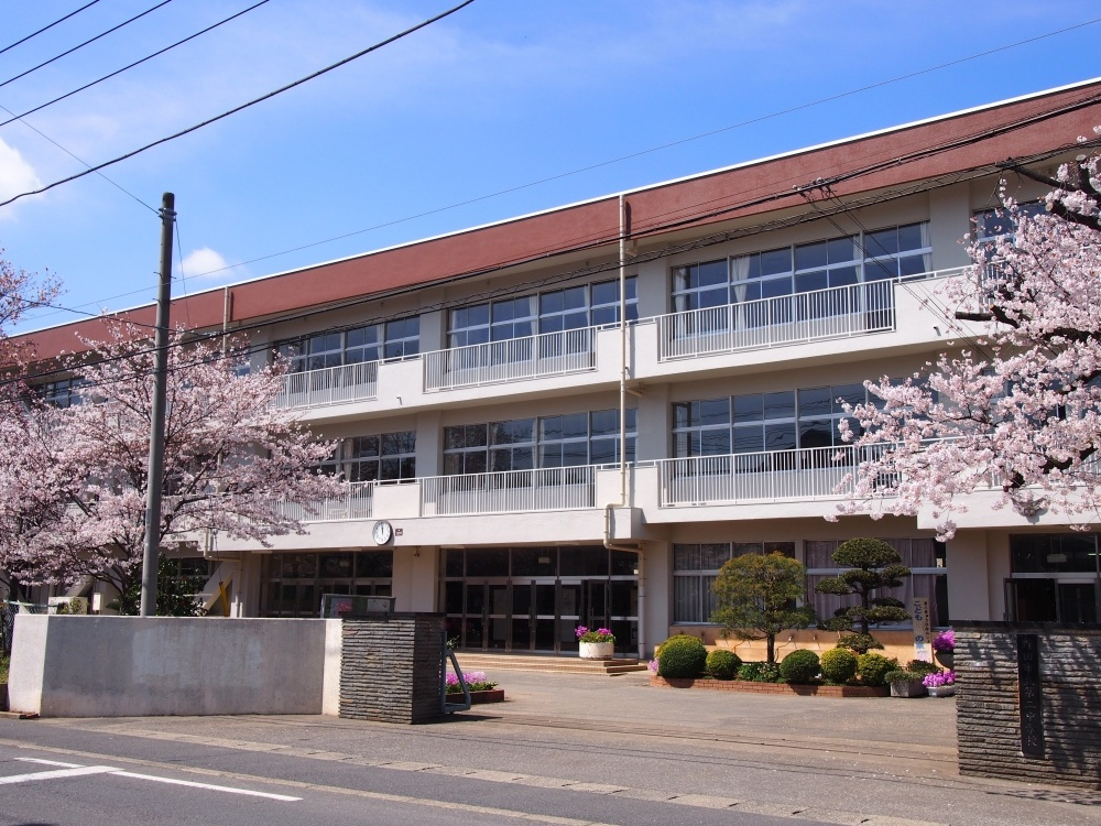 【中学校】野田市立　第二中学校まで970ｍ