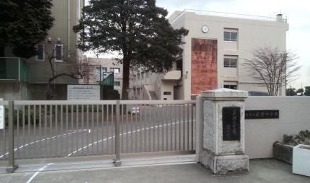【中学校】厚木市立荻野中学校まで485ｍ