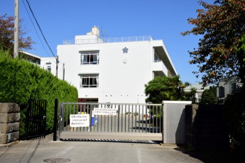 【小学校】伊勢原市立桜台小学校まで982ｍ