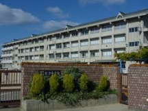 【小学校】船津小学校まで614ｍ