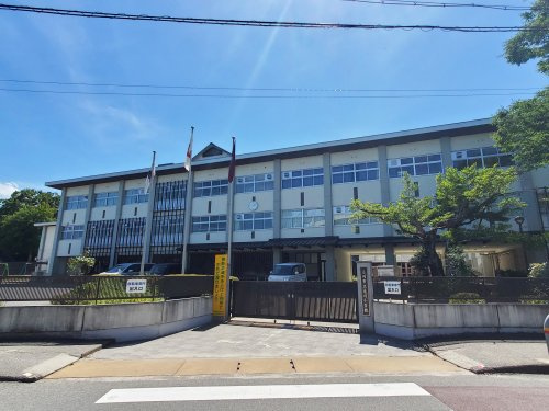 【小学校】亀岡市立　亀岡小学校まで862ｍ