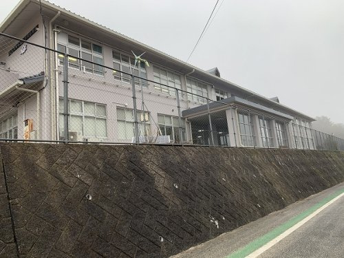 【小学校】八千代小学校まで4517ｍ