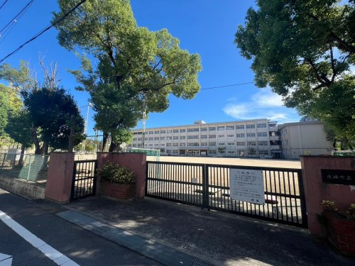 【小学校】尼崎市立浜小学校まで1319ｍ