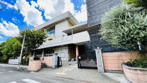 【高校】大阪府立住吉高校まで461ｍ