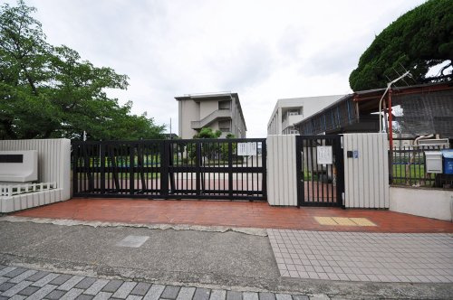 【小学校】忠岡町立東忠岡小学校まで350ｍ