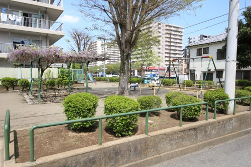 【公園】初沢公園まで1051ｍ