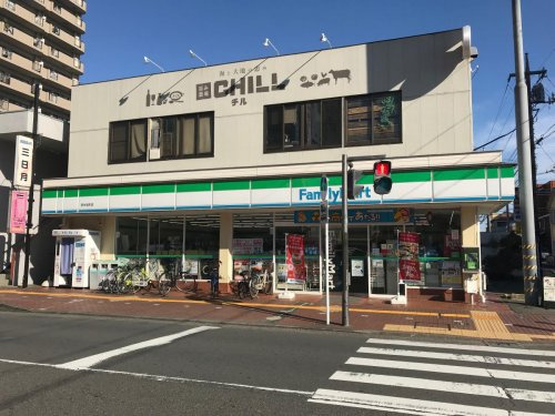 【コンビニエンスストア】ファミリーマート　厚木旭町店まで494ｍ