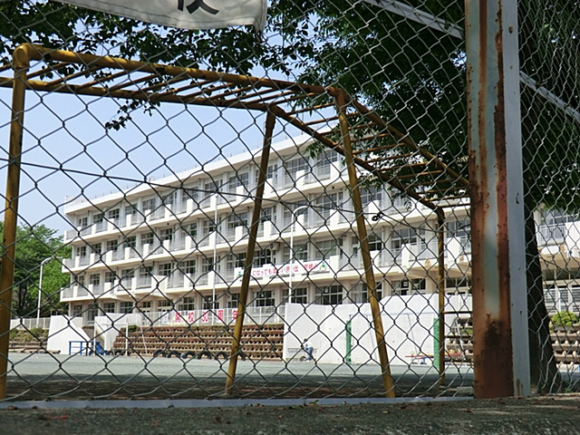 【小学校】所沢市立　荒幡小学校まで720ｍ