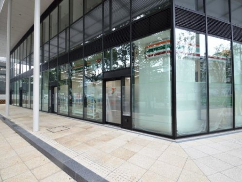 【コンビニエンスストア】セブンイレブン　勝どき5丁目店まで127ｍ