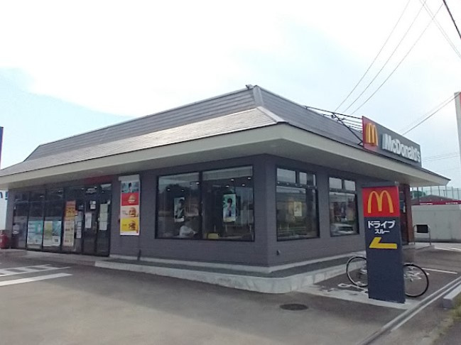 【ファーストフード】マクドナルド　17号本庄店まで693ｍ