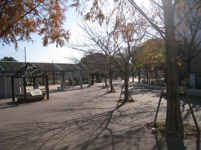【公園】川井公園まで275ｍ