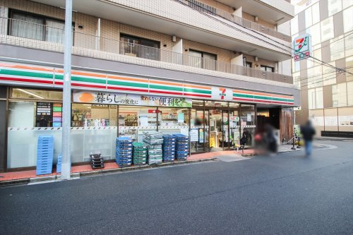 【コンビニエンスストア】セブンイレブン港区麻布十番3丁目店まで559ｍ