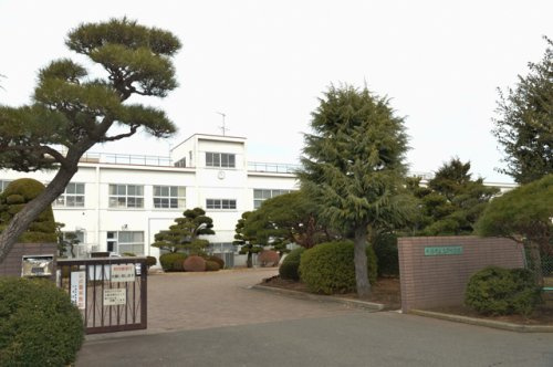 【中学校】平塚市立大野中学校まで1411ｍ