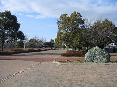 【公園】白岡総合運動公園まで850ｍ
