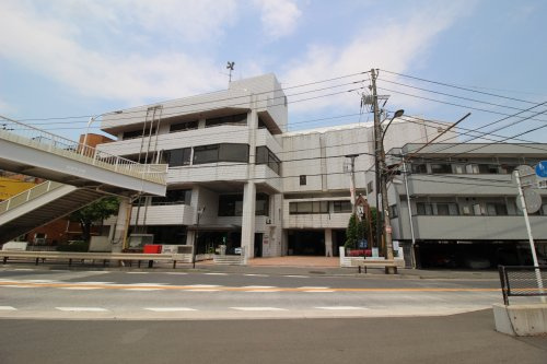 【市役所・区役所】田浦行政センターまで717ｍ