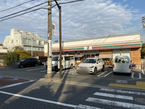 【コンビニエンスストア】セブンイレブン世田谷上用賀1丁目店まで281ｍ