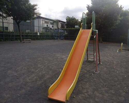 【公園】上用賀3－8遊び場まで275ｍ