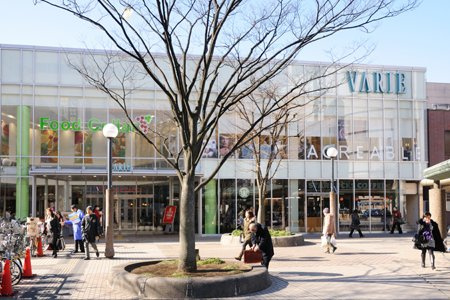 【ショッピングセンター】草加VARIE(ヴァリエ)まで220ｍ
