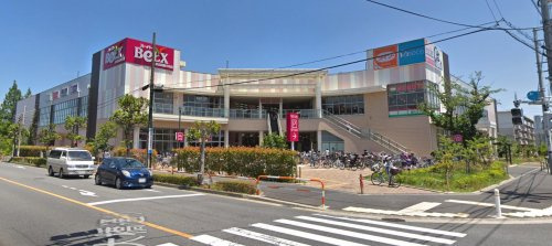 【ショッピングセンター】ベルクスモールまで887ｍ