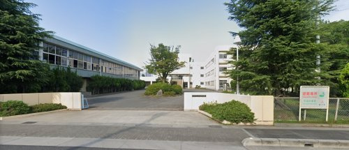 【中学校】吉川市立中央中学校まで621ｍ