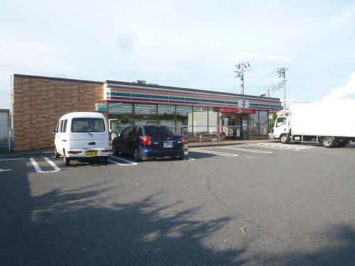 【コンビニエンスストア】セブンイレブン越谷野島店まで1781ｍ