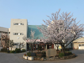【小学校】幸手市立長倉小学校まで1372ｍ