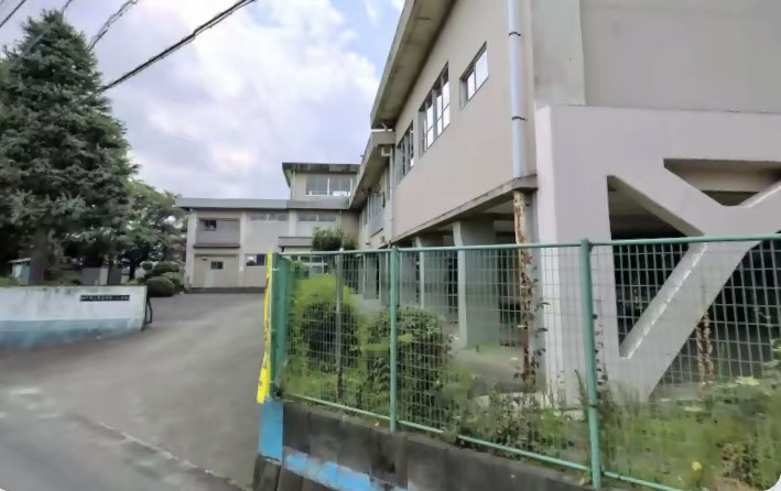【小学校】松戸市立常盤平第三小学校まで1123ｍ