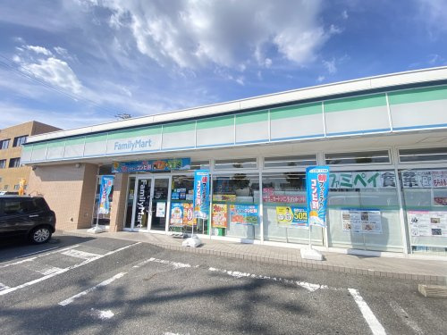 【コンビニエンスストア】ファミリーマート守山瀬古店まで276ｍ