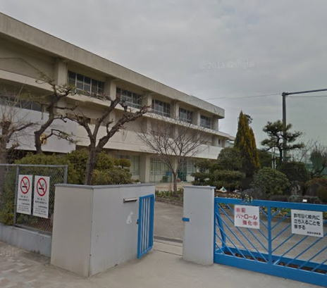 【中学校】桜田中学校まで230ｍ