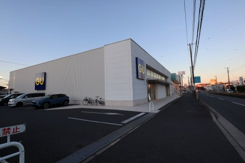 【ショッピングセンター】GU　木更津店まで1171ｍ