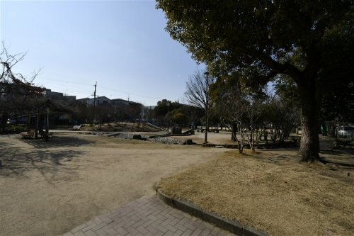 【公園】寿公園まで608ｍ