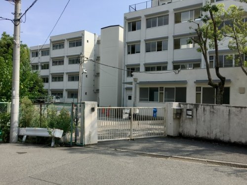 【小学校】豊中市立東泉丘小学校まで998ｍ