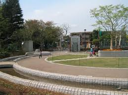 【公園】小泉公園まで649ｍ