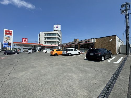 【コンビニエンスストア】セブンイレブン　静岡草薙SS店まで579ｍ