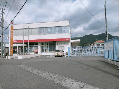 【郵便局】服織郵便局まで3193ｍ