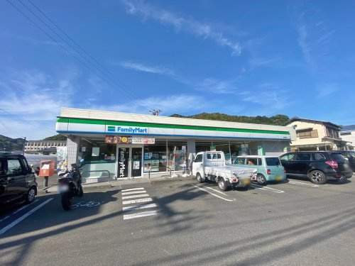 【コンビニエンスストア】ファミリーマート　静岡新間店まで391ｍ