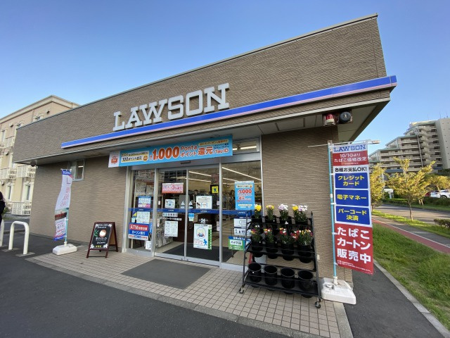 【コンビニエンスストア】ローソン　シーサイド新浦安店まで898ｍ