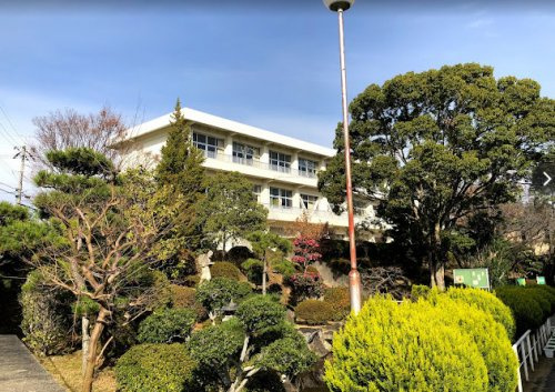 【小学校】香芝市立下田小学校まで350ｍ