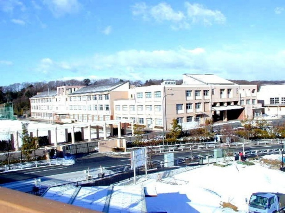 【中学校】鑓水中学校まで564ｍ