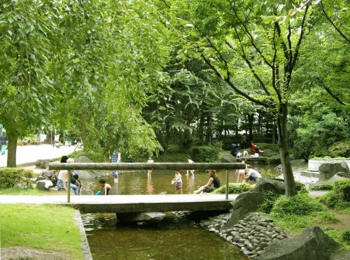 【公園】せせらぎの里公苑まで153ｍ