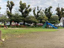 【公園】東裏2号公園まで357ｍ