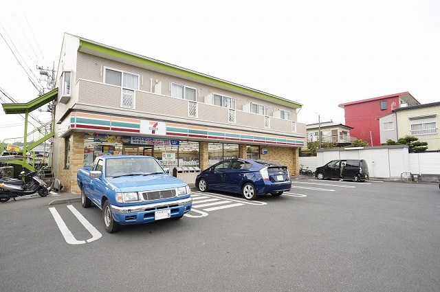 【コンビニエンスストア】セブンイレブン　平塚河内店まで542ｍ